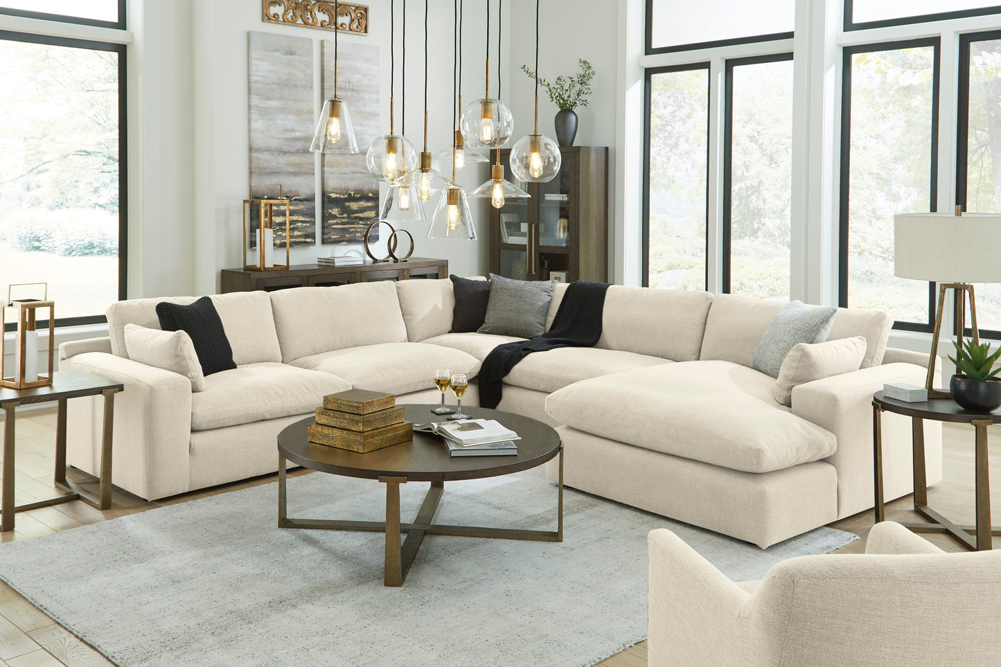 Elyza 5 piece Sectional with Chaise