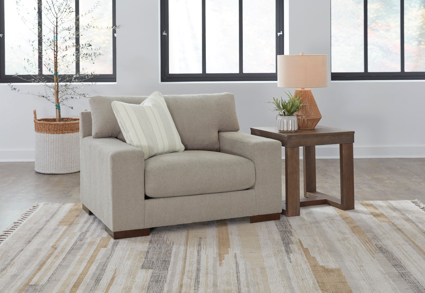 Maggie Chair