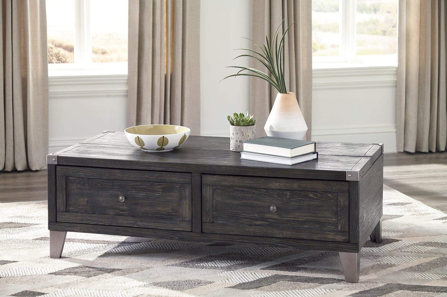 Todoe Lift Top Cocktail Table